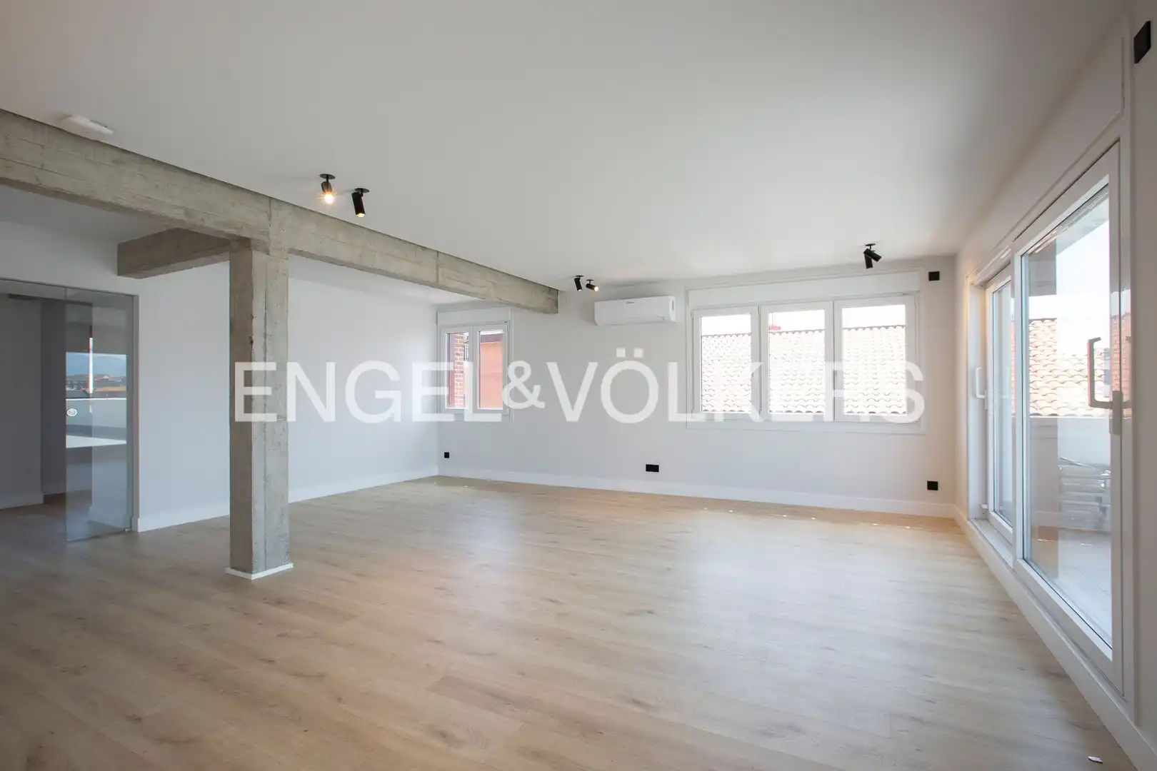 Sala d'estar de Àtic en venda en Getxo  amb Calefacció i Terrassa