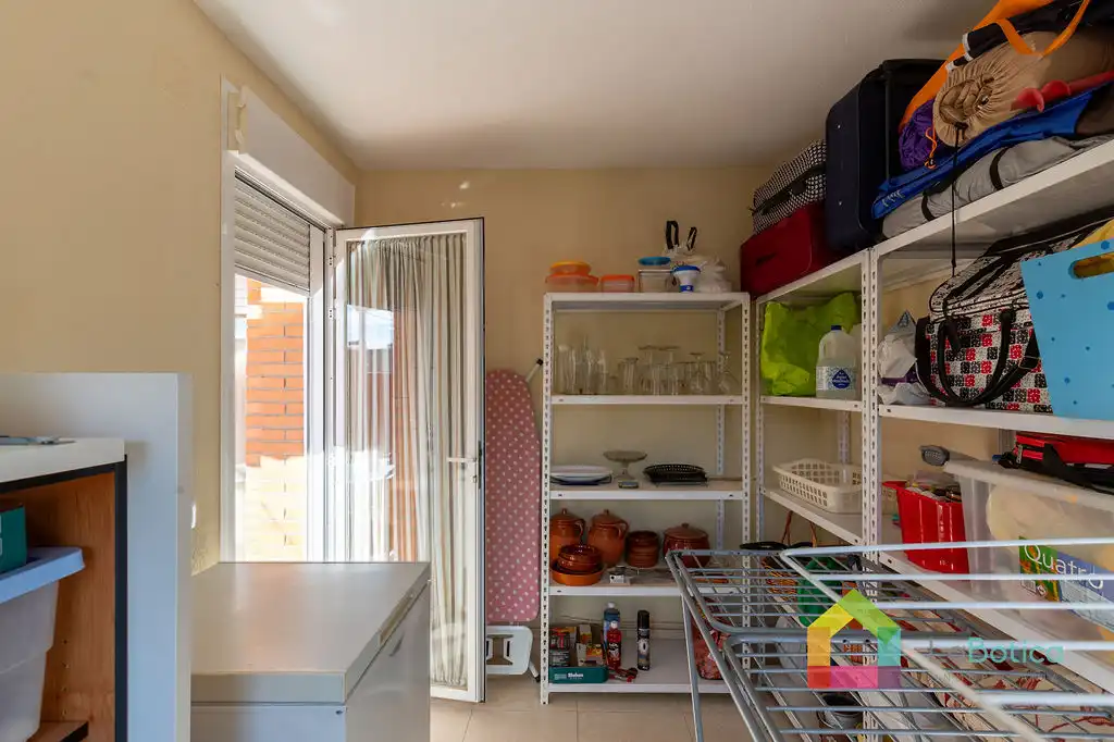 Kitchen of Detached homes for sale in Toledo  with Air Conditioner, Heating and Terrace