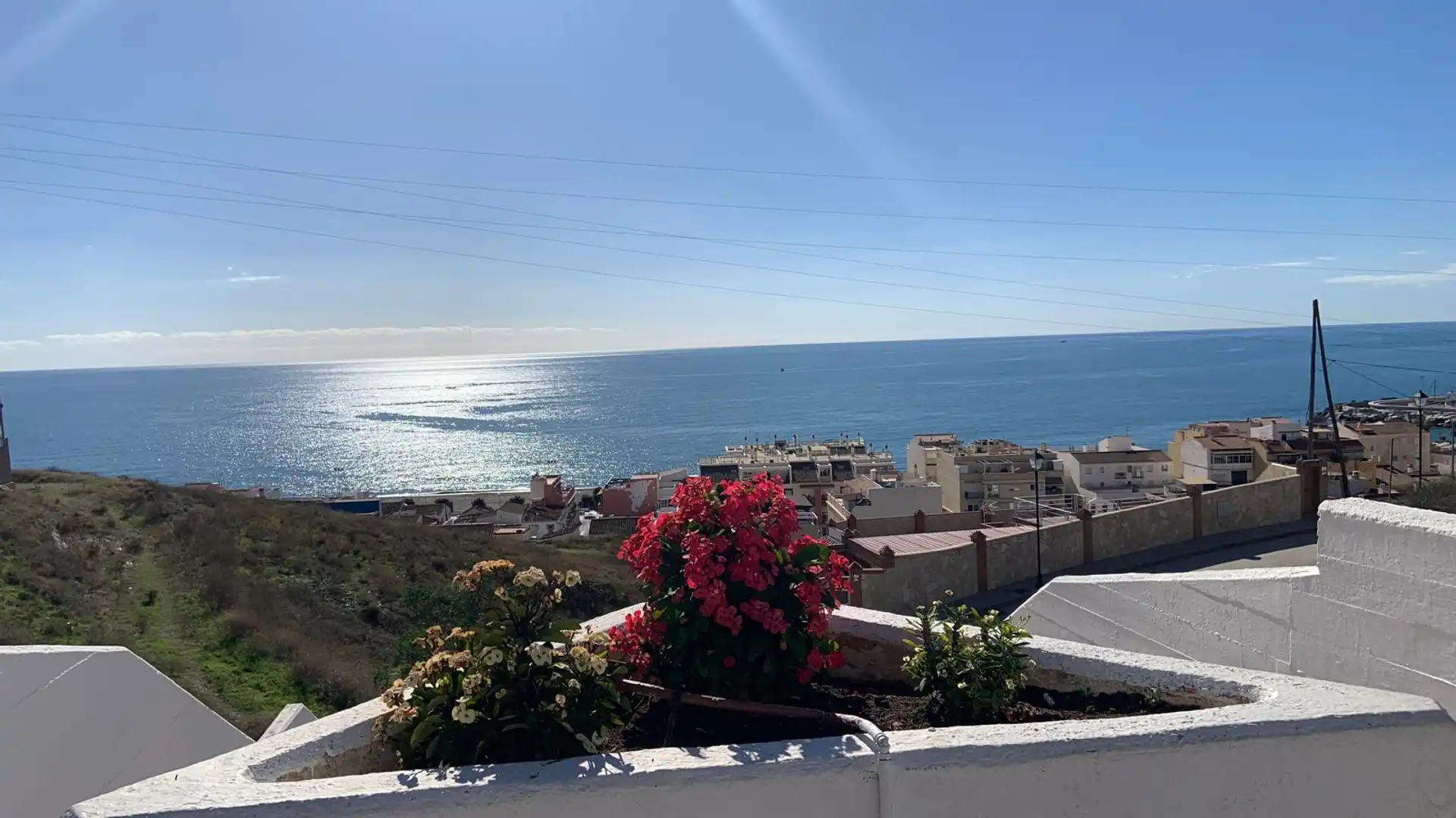 Außenansicht von Wohnungen zum Verkauf in Vélez-Málaga mit Klimaanlage, Heizung und Parkett