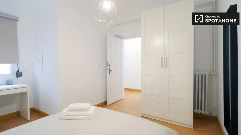 Habitación en Sant Gervasi- Galvany
