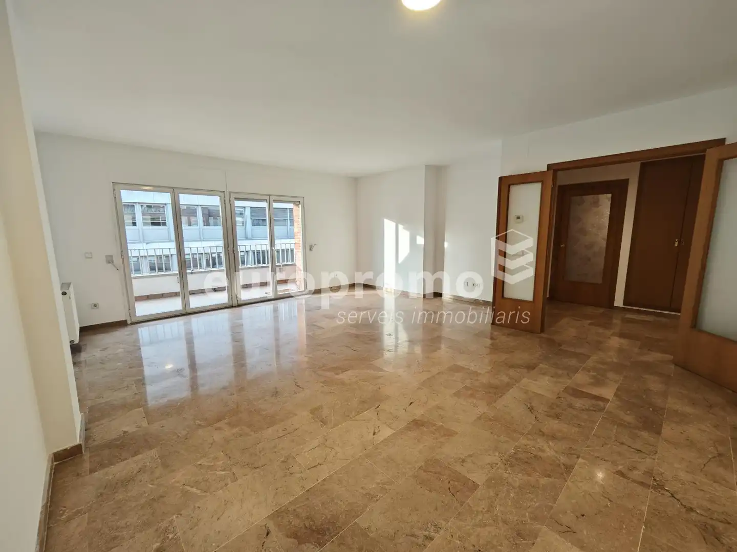 Flat for rent in Eixample Nord