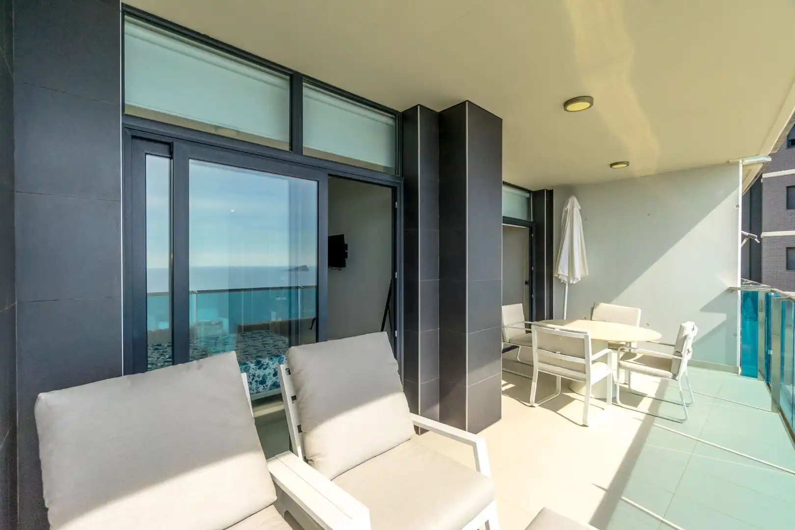 Apartamento con piscina en venta en Playa de Poniente, imagen 5
