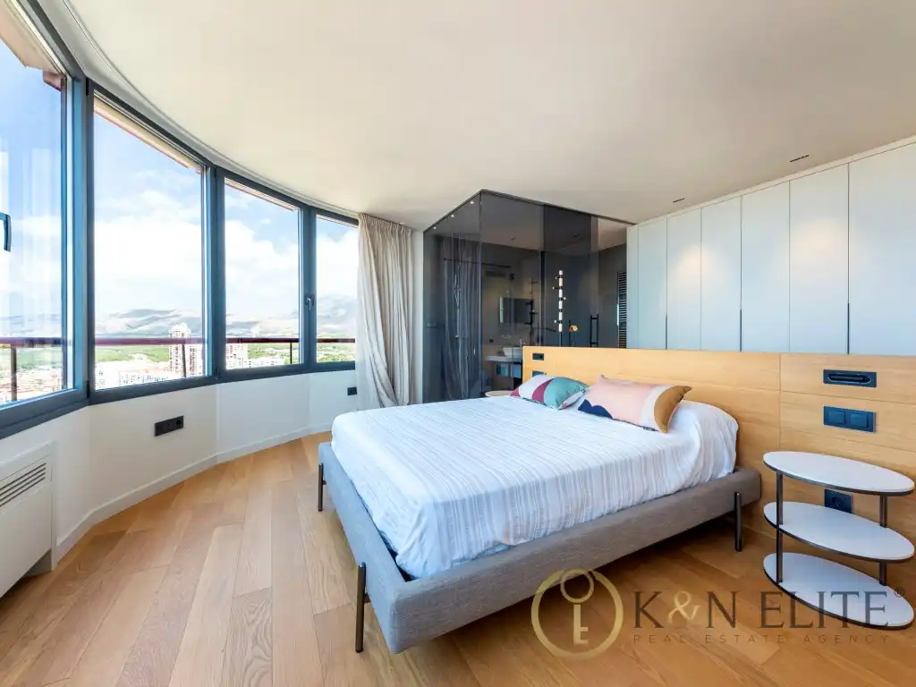 Bedroom of Flat for sale in Benidorm  with Air Conditioner, Heating and Private garden