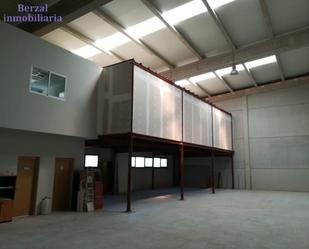 Nau industrial de lloguer en Oyón-Oion amb Calefacció