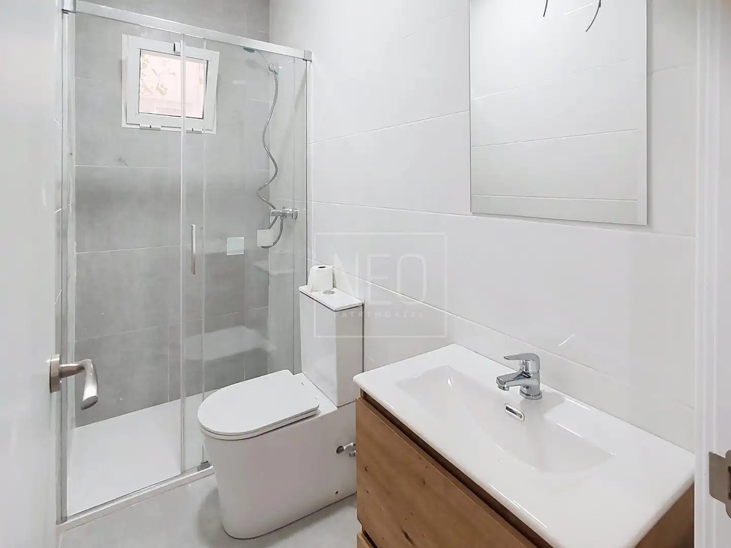 Baño de Piso en venta en Tavernes de la Valldigna con Terraza, Trastero y Balcón