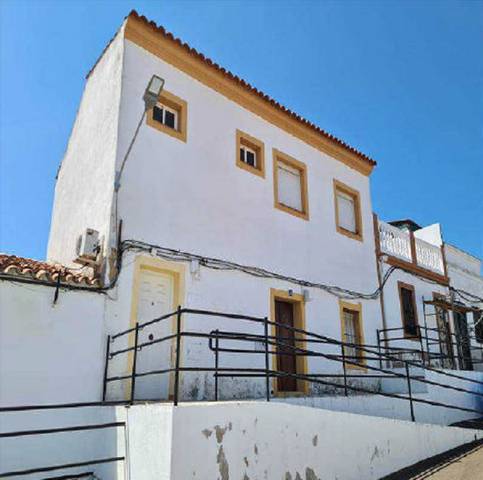 Piso en Venta en C/ Libertad en Alconchel