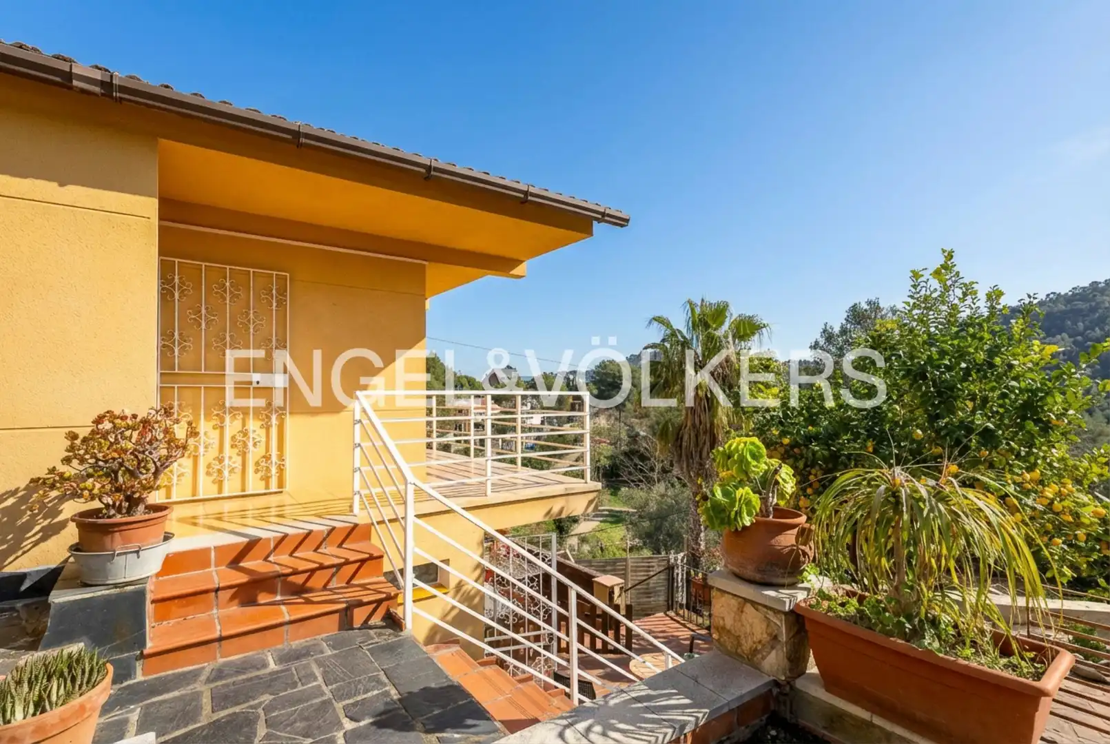 Terraza de Casa o chalet en venta en Cervelló con Calefacción, Jardín privado y Terraza