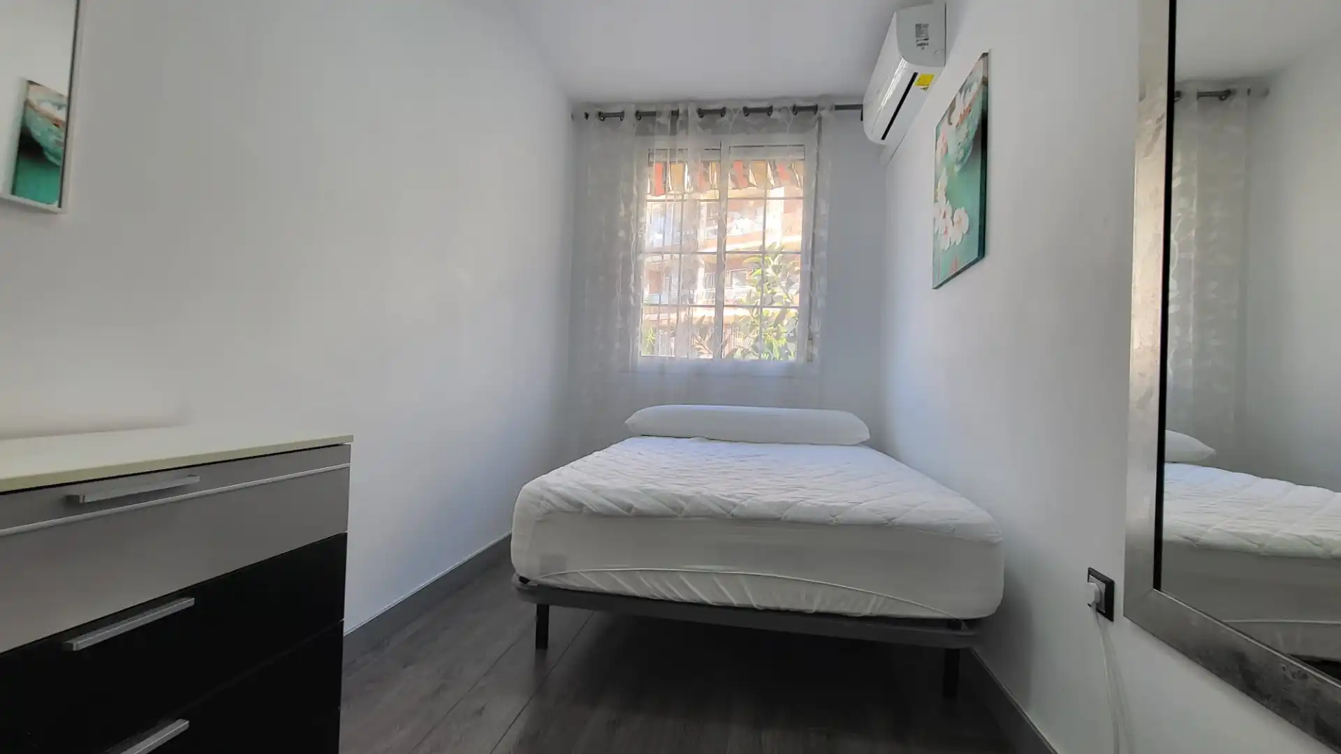 Bedroom of Attic for sale in Torremolinos  with Air Conditioner, Terrace and Furnished