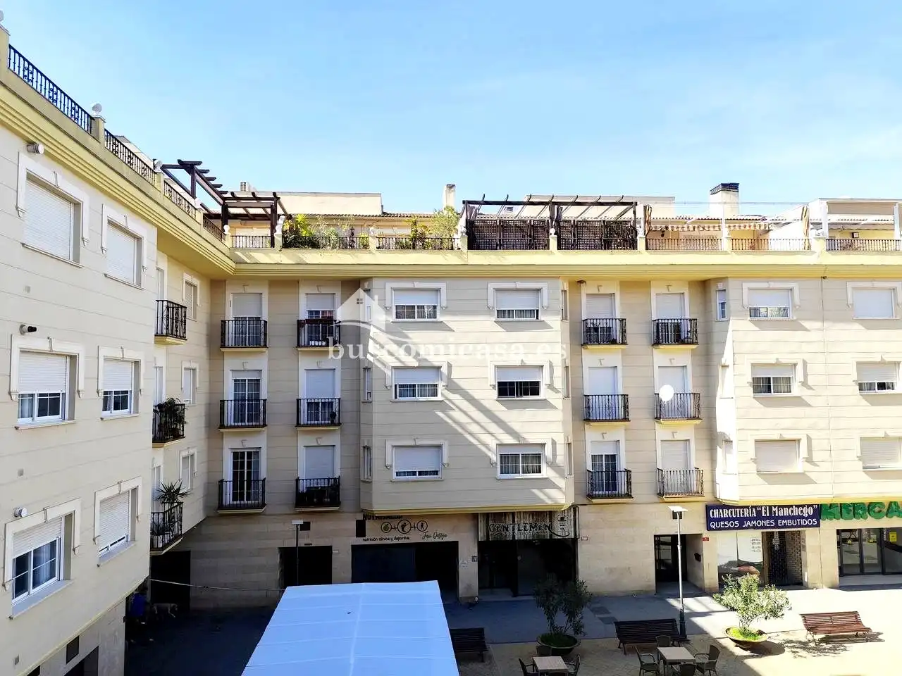 Piso con terraza en venta en Calle Juan Ramón Jiménez, imagen 2
