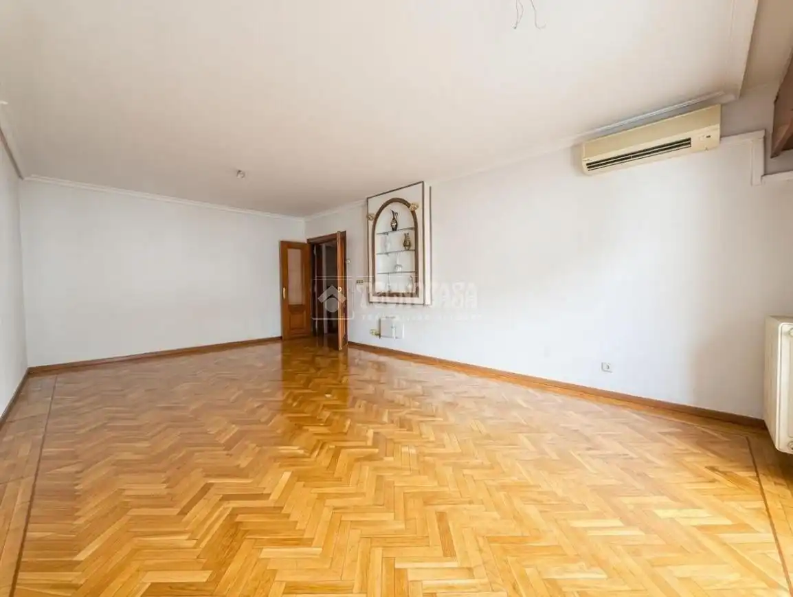 Pis en venda en Madrid amb Aire condicionat, Parquet i Terrassa