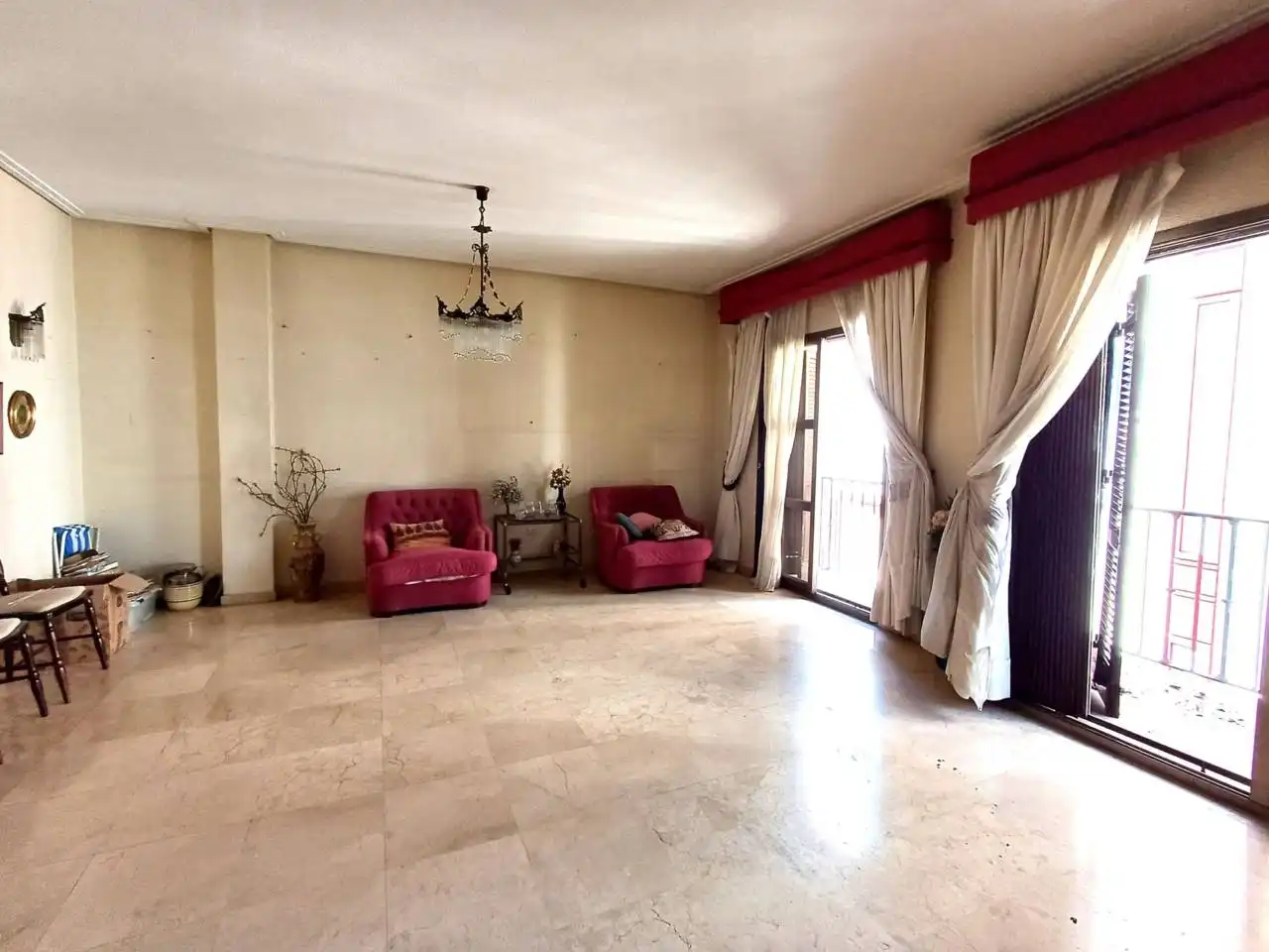 Sala de estar de Ático en venta en Huelva con Calefacción, Terraza y Balcón