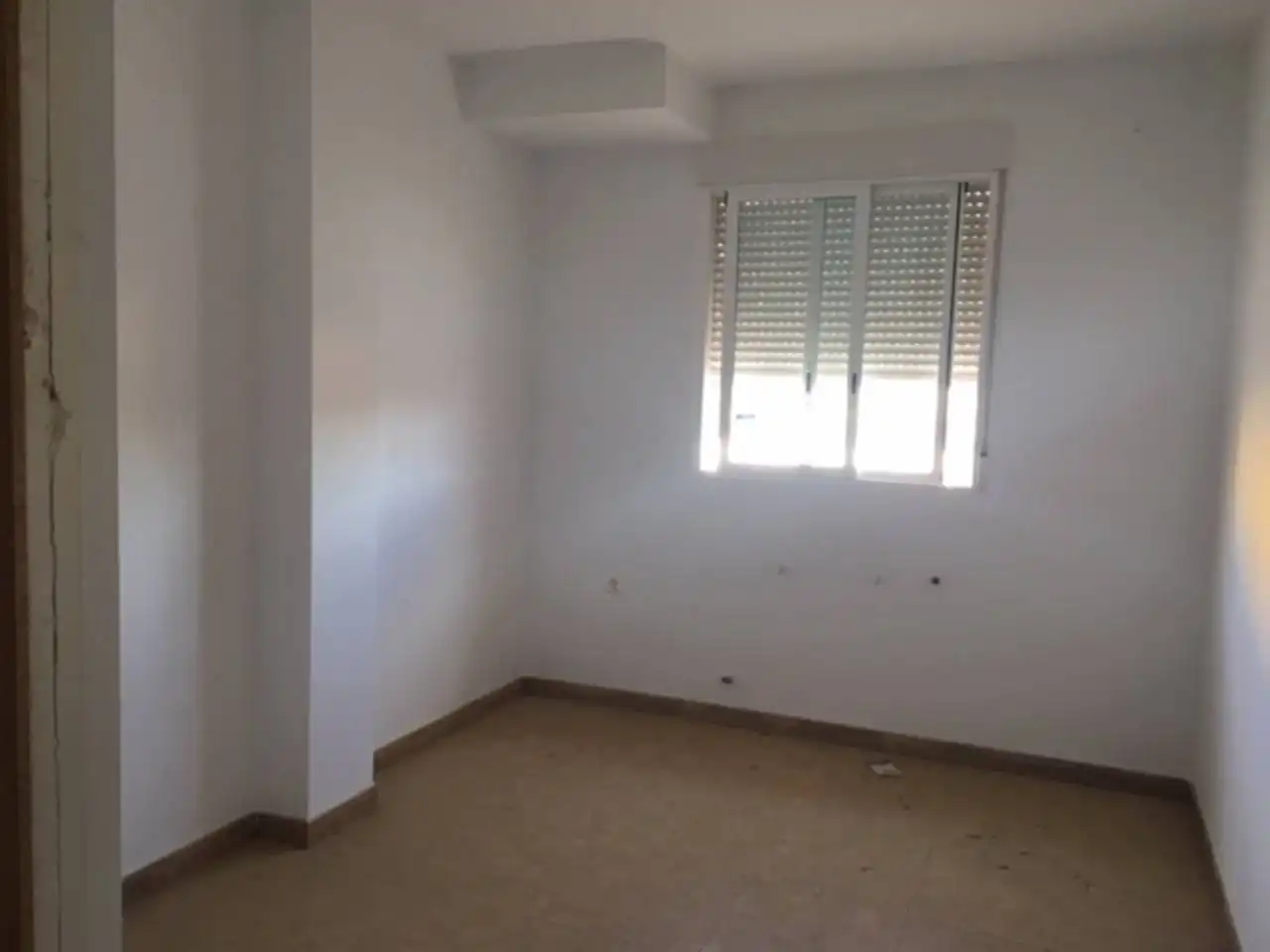 Habitación de Casa adosada en venta en Hellín con Calefacción