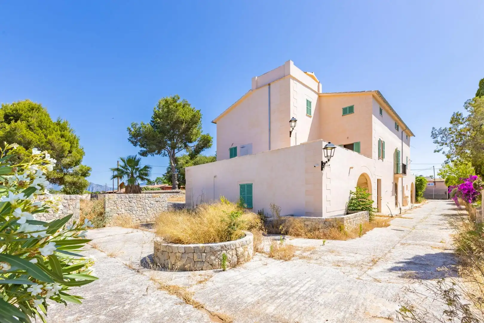 Vista exterior de Finca rústica en venda en  Palma de Mallorca amb Aire condicionat, Calefacció i Jardí privat
