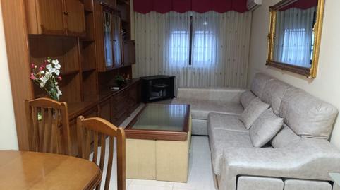 Photo 2 of Flat to rent in Valdepeñas, Ciudad Real