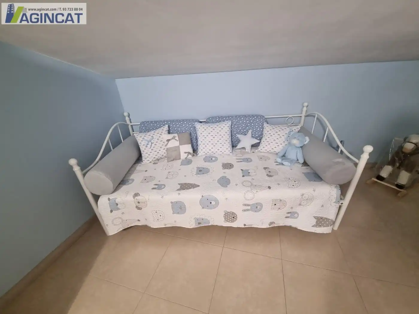 Habitación de Ático en venta en Sabadell con Terraza, Amueblado y Alarma