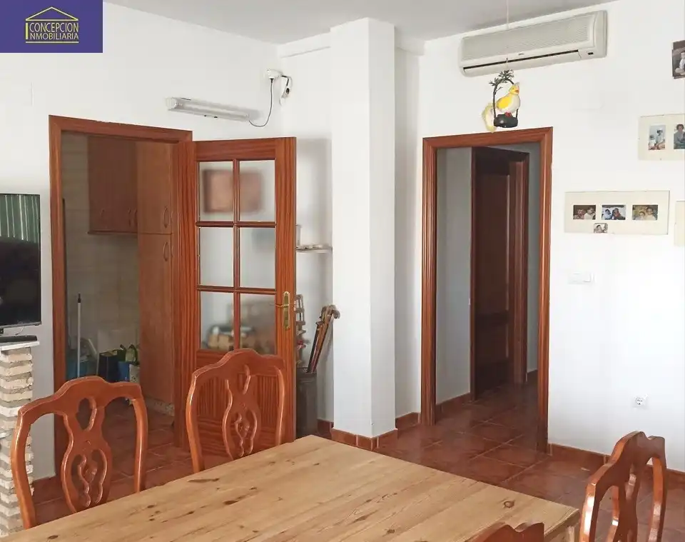 Villa avec piscine à vendre à Periurbano Este - Campiña, imagen 3