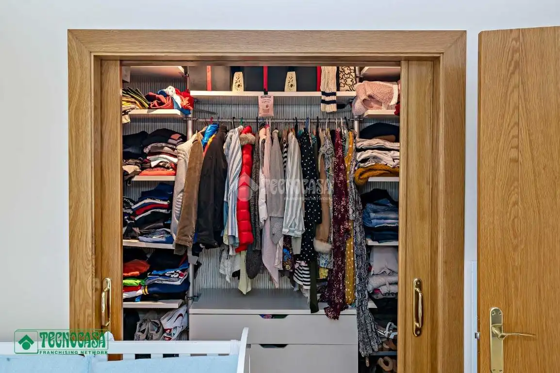 Wohnung zum Verkauf in Roquetas de Mar mit Klimaanlage