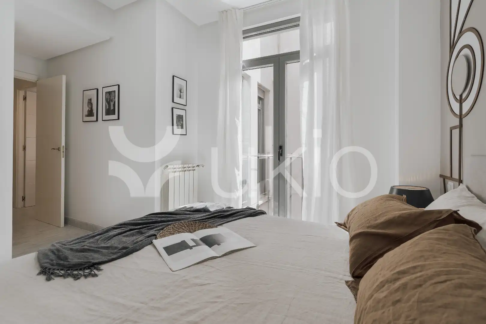 Habitación de Apartamento de alquiler en Madrid con Aire acondicionado, Calefacción y Amueblado