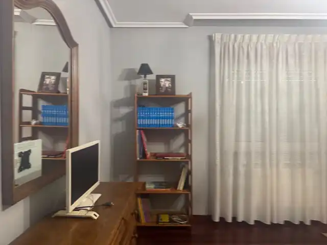 Dormitori de Casa o xalet en venda en Castropol amb Calefacció, Jardí privat i Parquet
