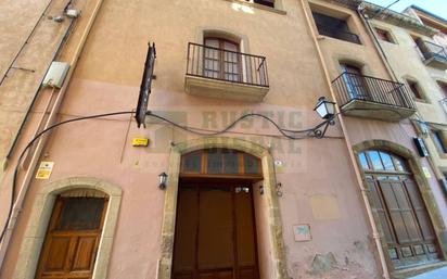 Außenansicht von Country house zum verkauf in La Bisbal d'Empordà mit Terrasse