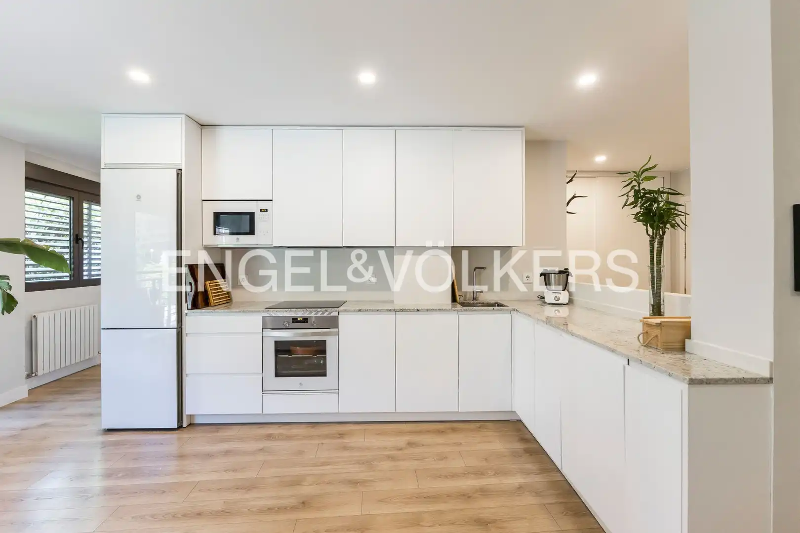 Kitchen of Apartments for sale in Madrid  with Air Conditioner, Heating and Private garden