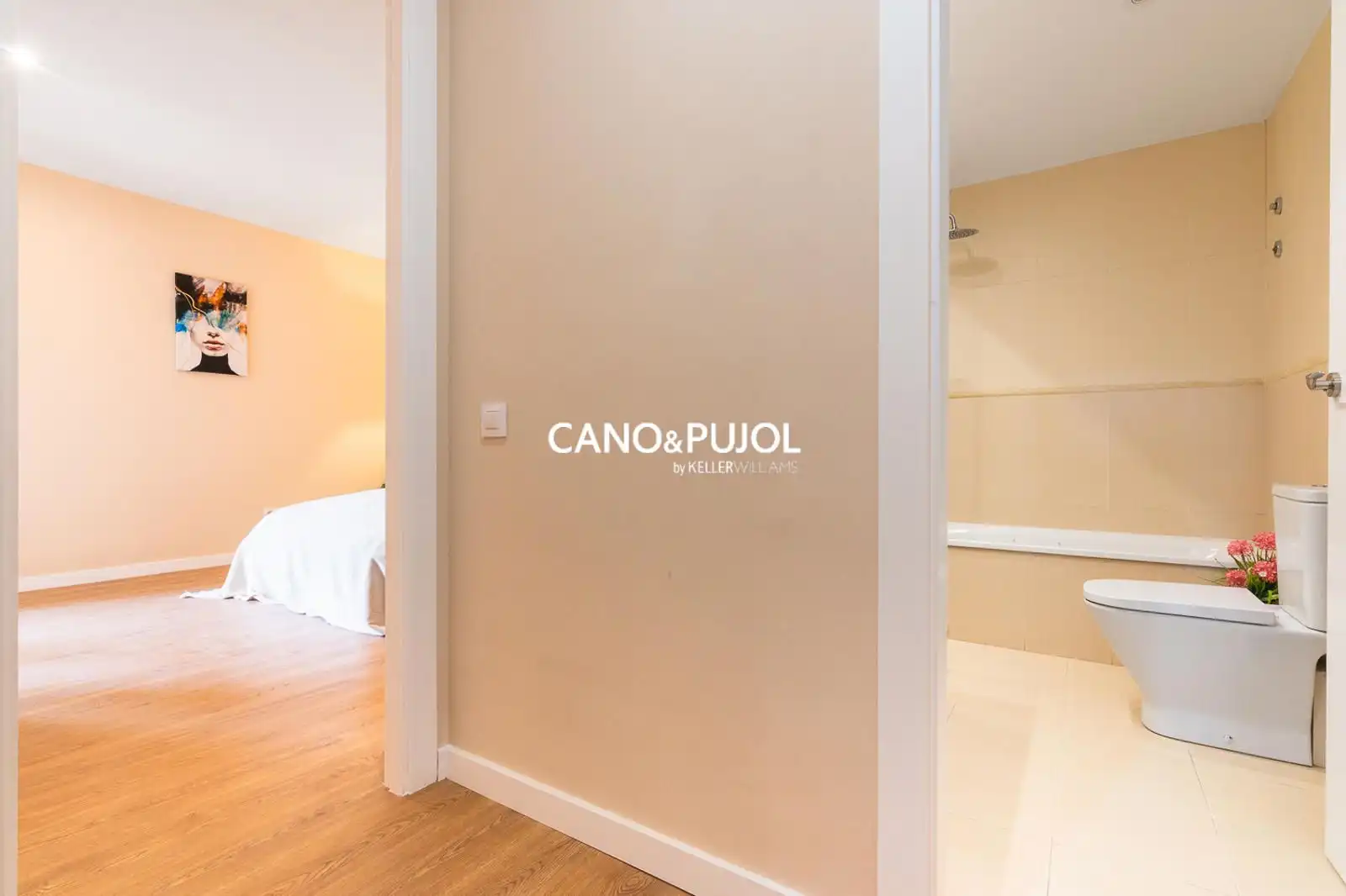 Bedroom of Houses for sale in Sant Cugat del Vallès  with Air Conditioner, Terrace and Swimming Pool