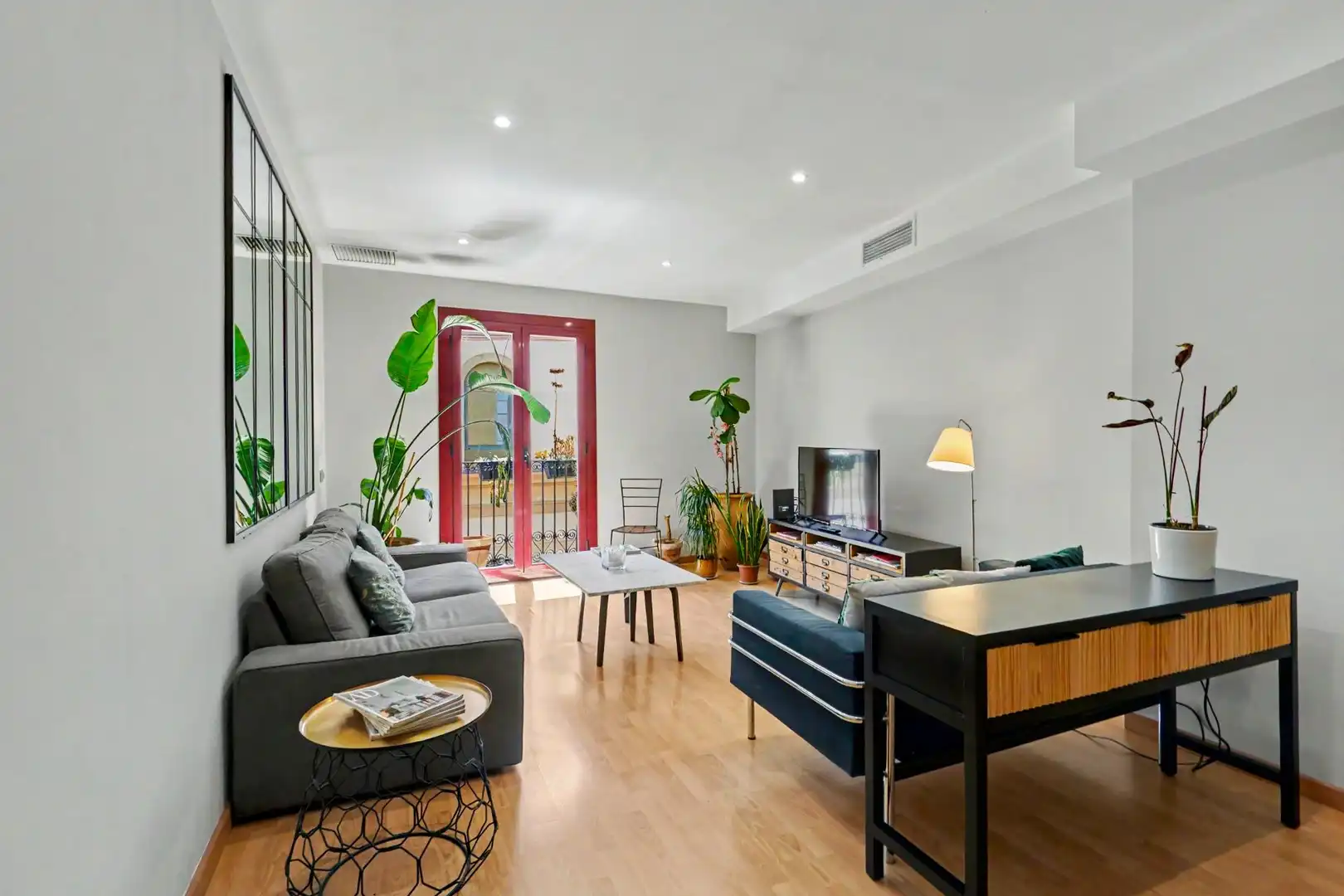 Living room of Flat for sale in Barcelona  with Air Conditioner, Heating and Parquet flooring