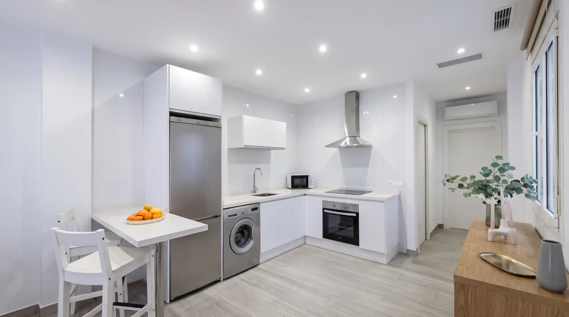 Apartment with terrace to rent in Avenida de la Torre, imagen 2
