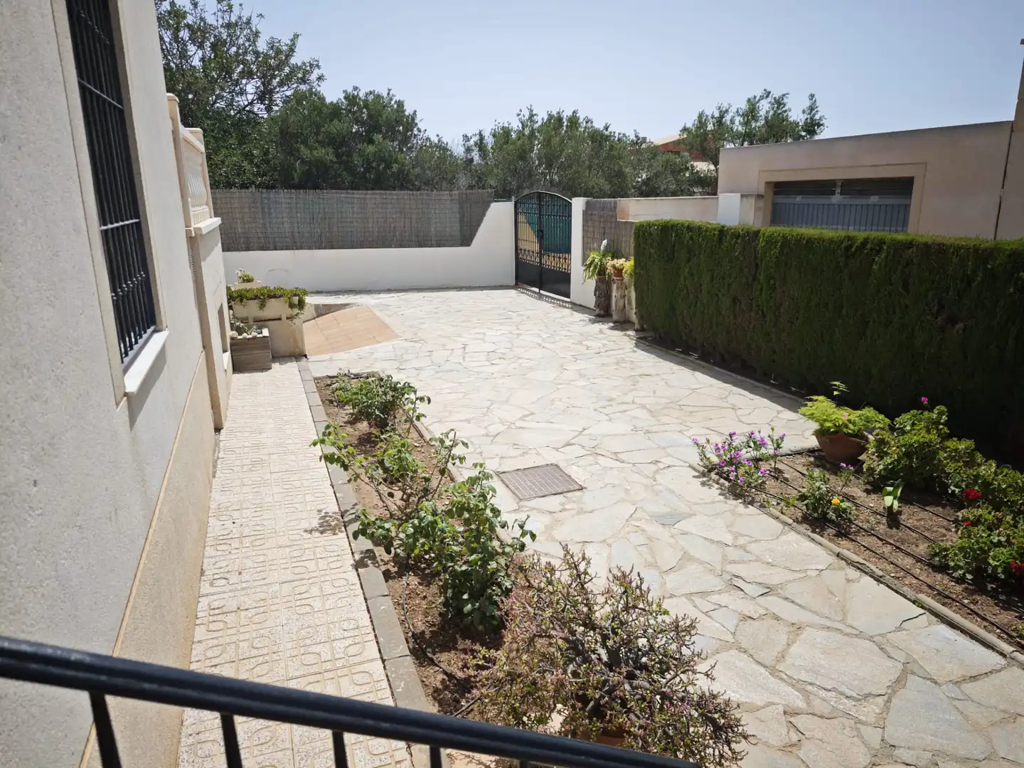 Chalet con jardín en venta en Camino del Azabache 21, imagen 3