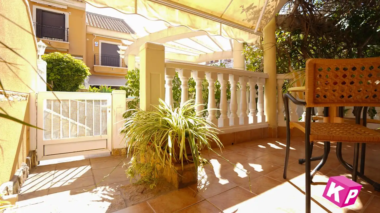 Bungalow amb piscina en venda a Avinguda de Portugal, imagen 3