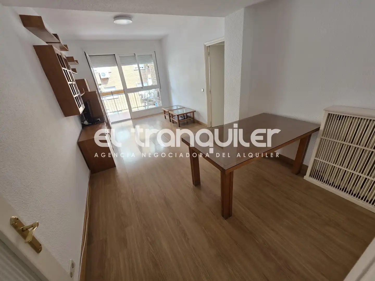 Sala d'estar de Pis de lloguer en Madrid amb Terrassa, Moblat i Rentadora