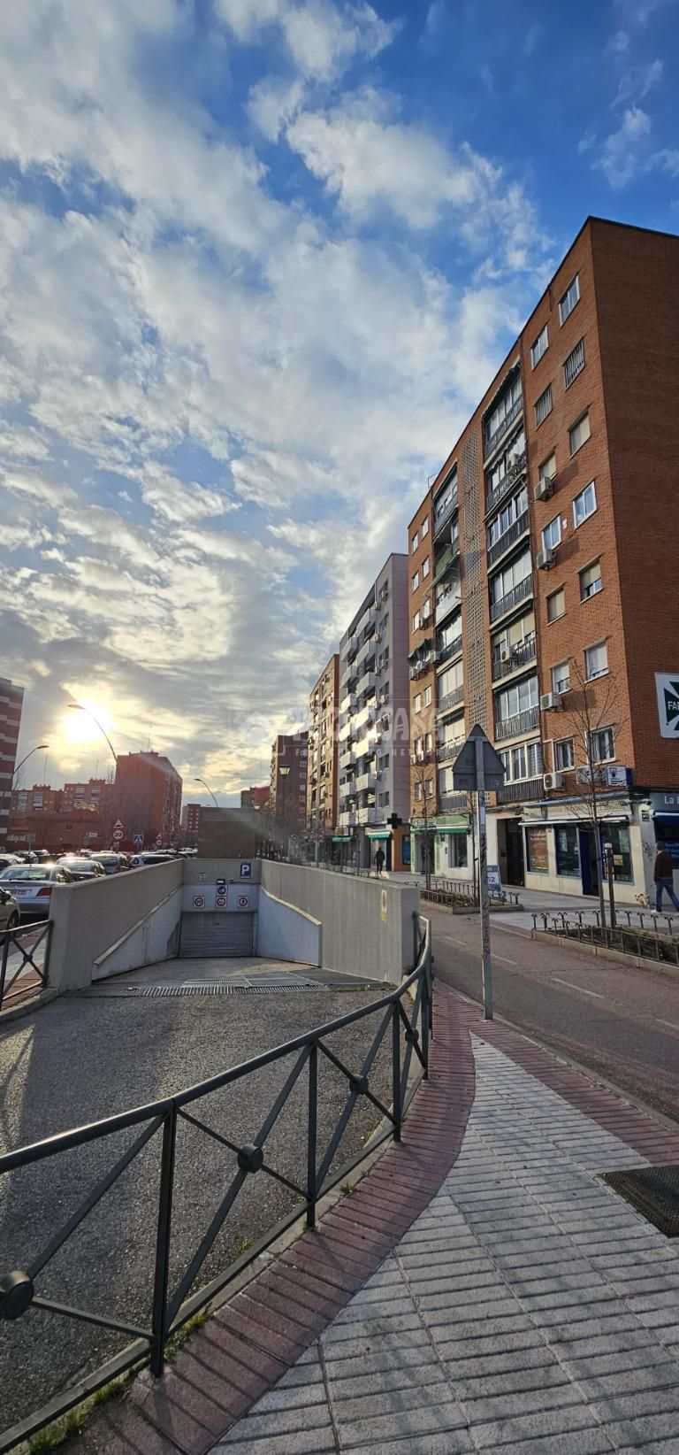 Vista exterior de Garatge en venda en Fuenlabrada amb Alarma