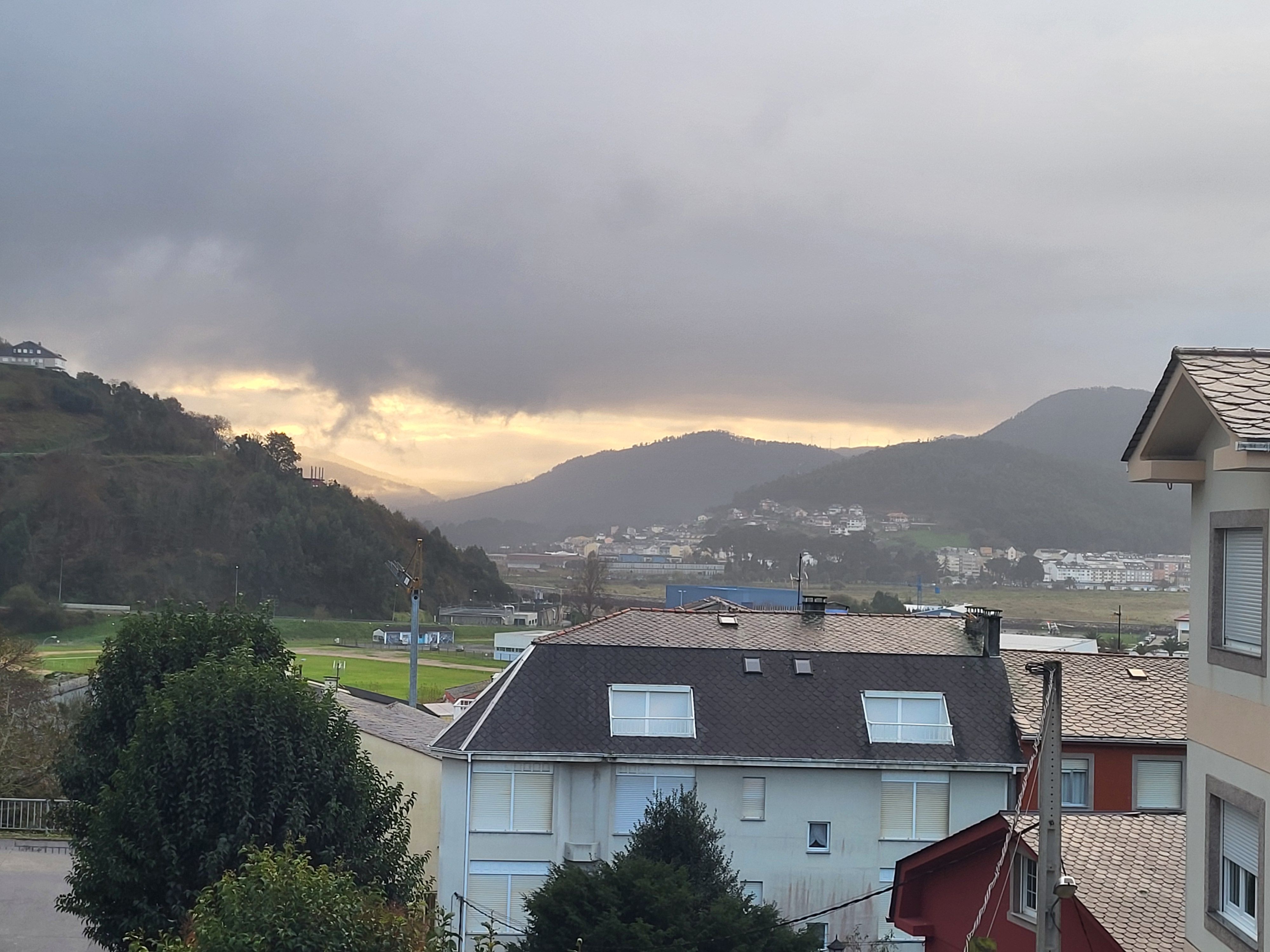 Vista exterior de Pis en venda en Viveiro amb Traster i Moblat