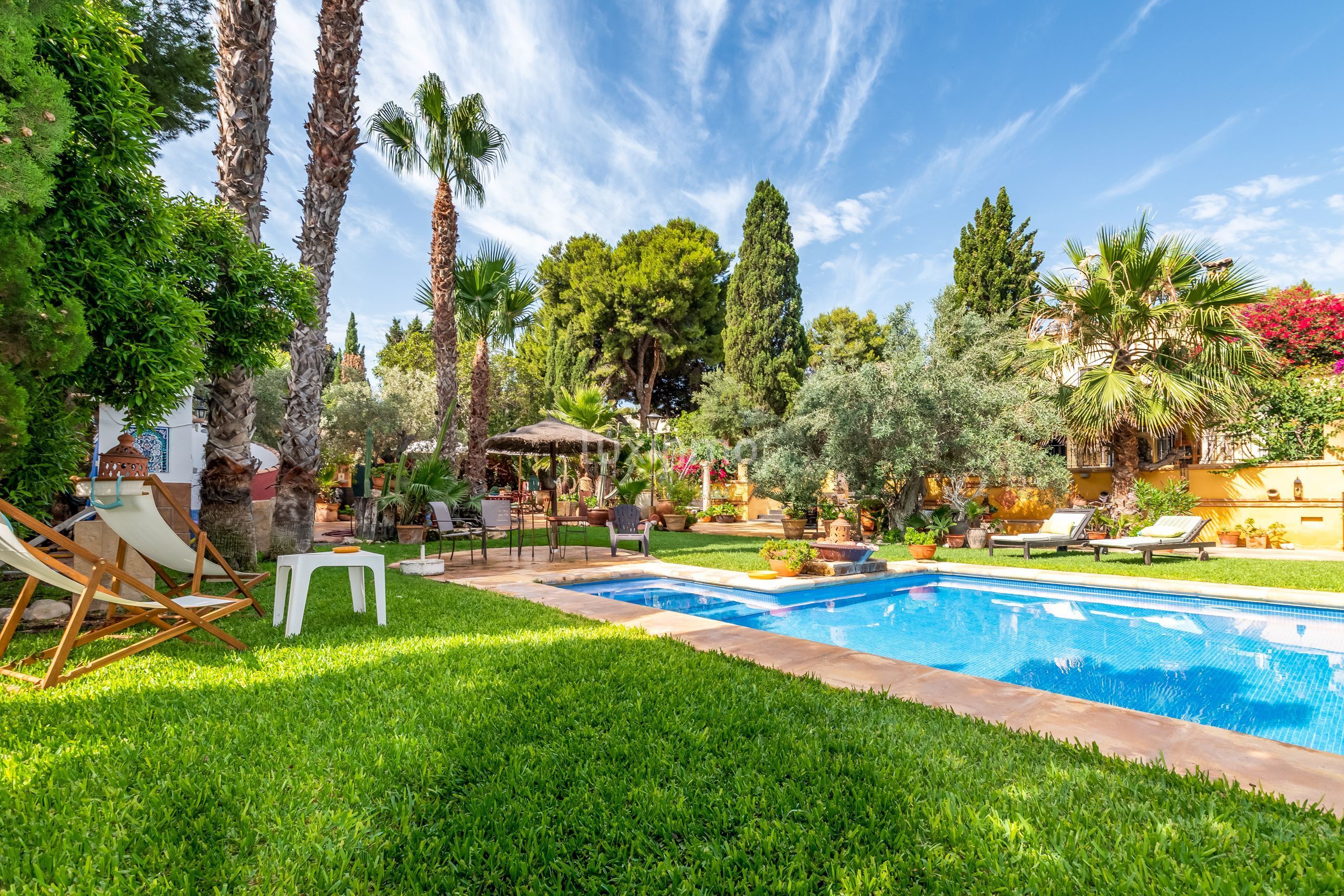 Jardí de Casa o xalet en venda en Alicante / Alacant amb Aire condicionat, Calefacció i Terrassa