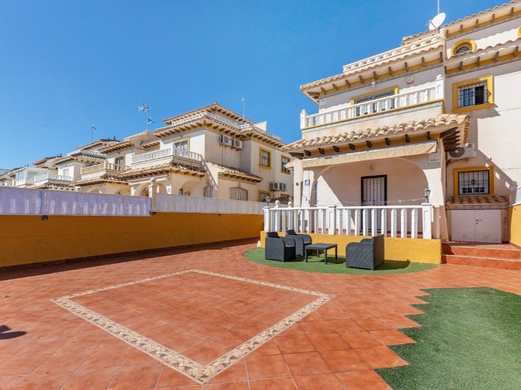 Terrace of Single-family semi-detached for sale in Orihuela  with Air Conditioner, Private garden and Community pool