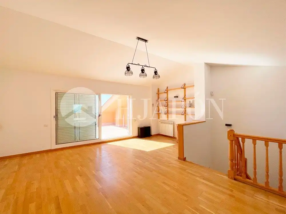 Detached homes for sale in Alella