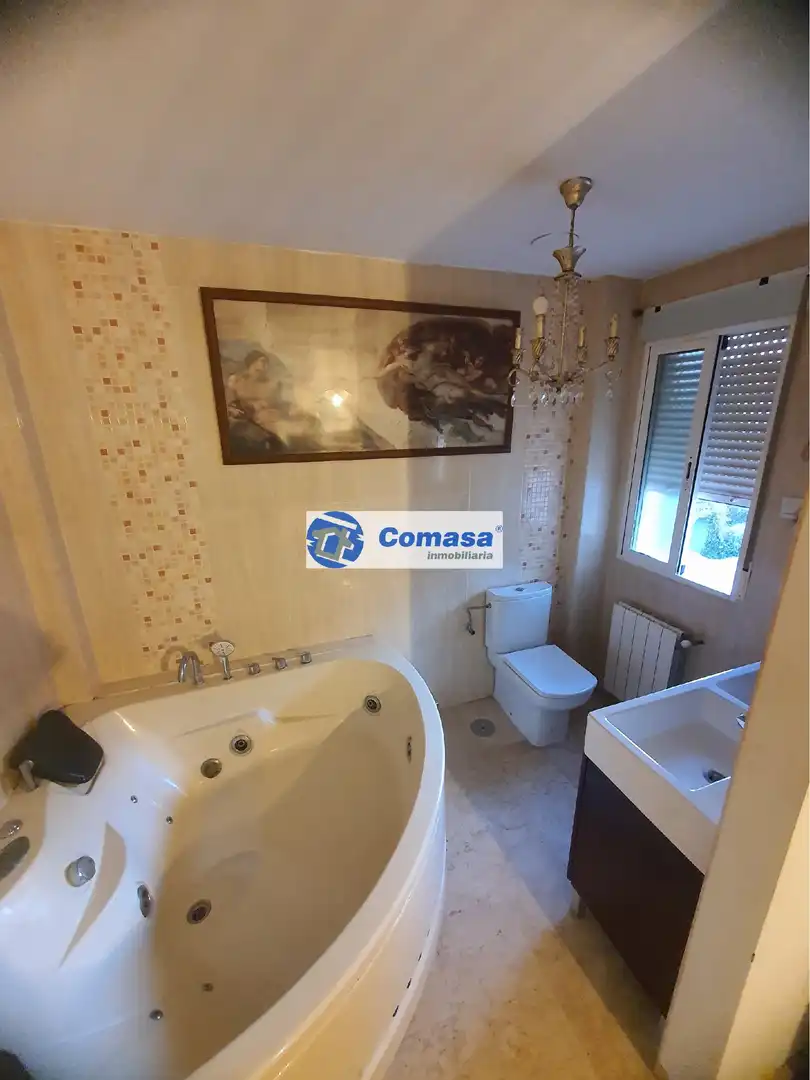 House with pool for sale in Martos, imagen 4