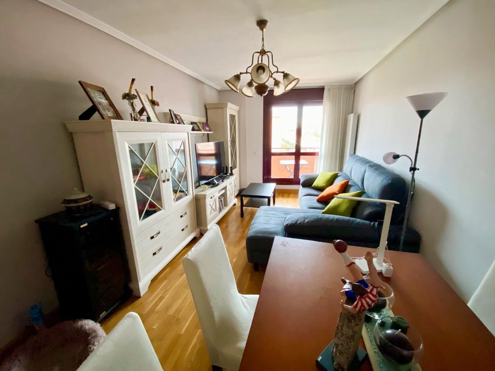 Living room of Flat for sale in Gijón   with Heating, Parquet flooring and Terrace