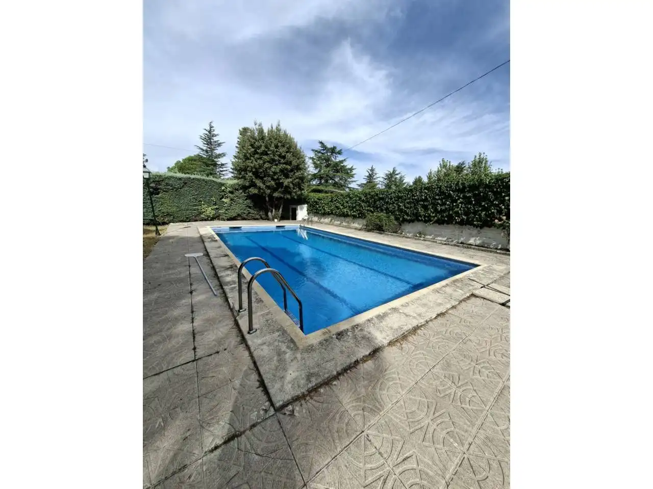 Piscina de Casa o xalet en venda en Moralzarzal amb Calefacció, Jardí privat i Terrassa