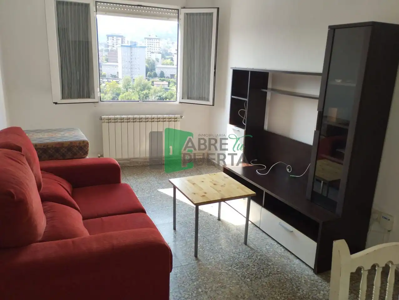 Habitación de Piso en venta en Ourense Capital  con Calefacción y Amueblado