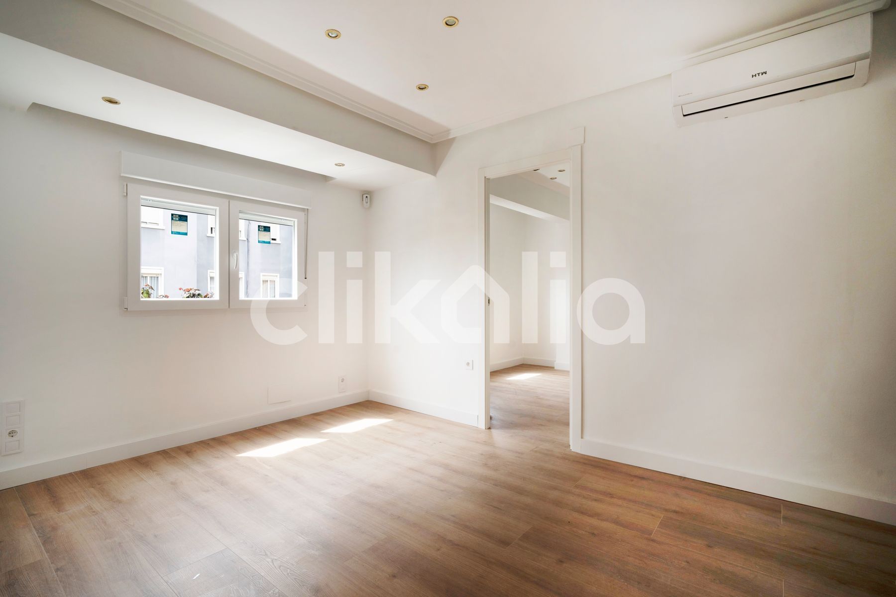 Habitación de Piso de alquiler en  Valencia Capital con Aire acondicionado