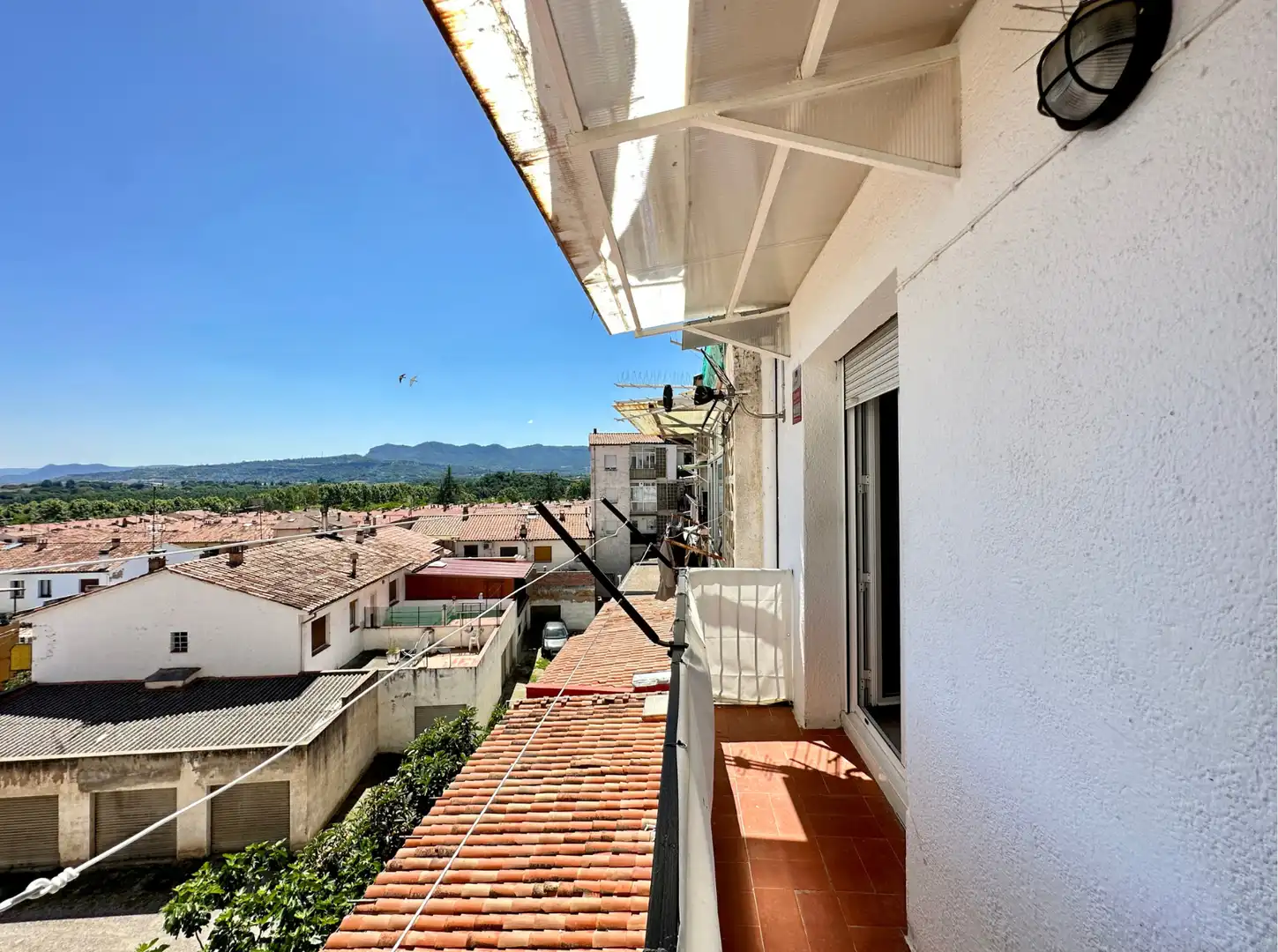 Terrasse von Wohnung zum Verkauf in Torelló mit Heizung, Terrasse und Ofen
