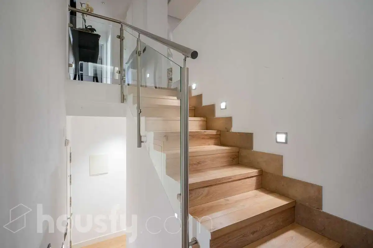 Duplexes for sale in Madrid  with Air Conditioner, Heating and Storage room