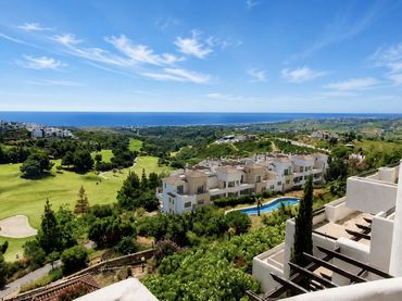 Apartament amb piscina en venda a Doña Julia Golf