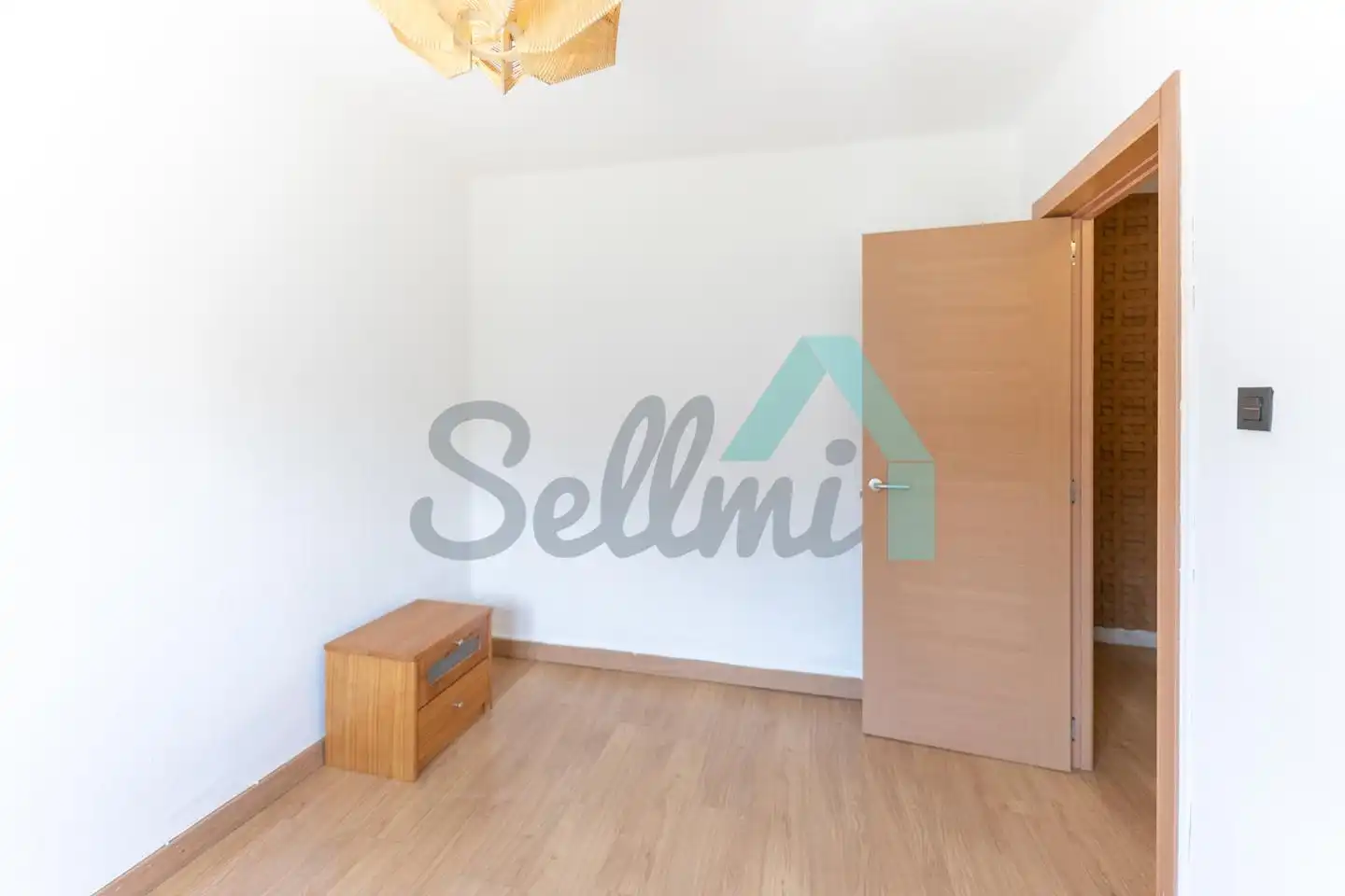 Schlafzimmer von Einfamilien-Reihenhaus zum Verkauf in Tineo mit Privatgarten