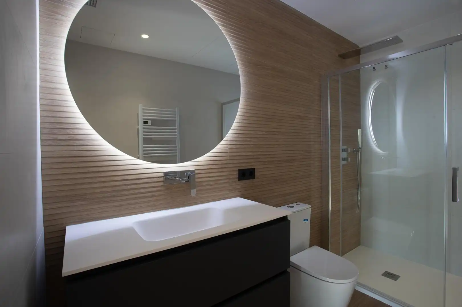 Baño de Casa o chalet de alquiler en Sant Esteve Sesrovires con Calefacción, Jardín privado y Parquet