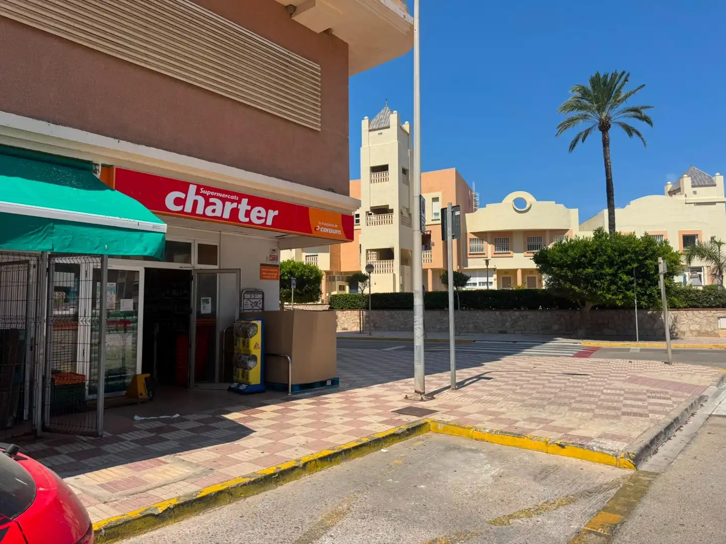 Vista exterior de Piso en venta en Tavernes de la Valldigna con Terraza y Amueblado