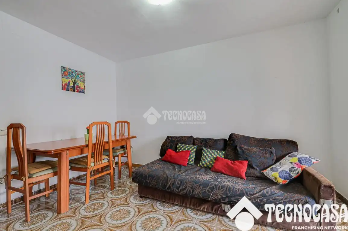 Piso con terraza en venta en Nou Barris, imagen 6