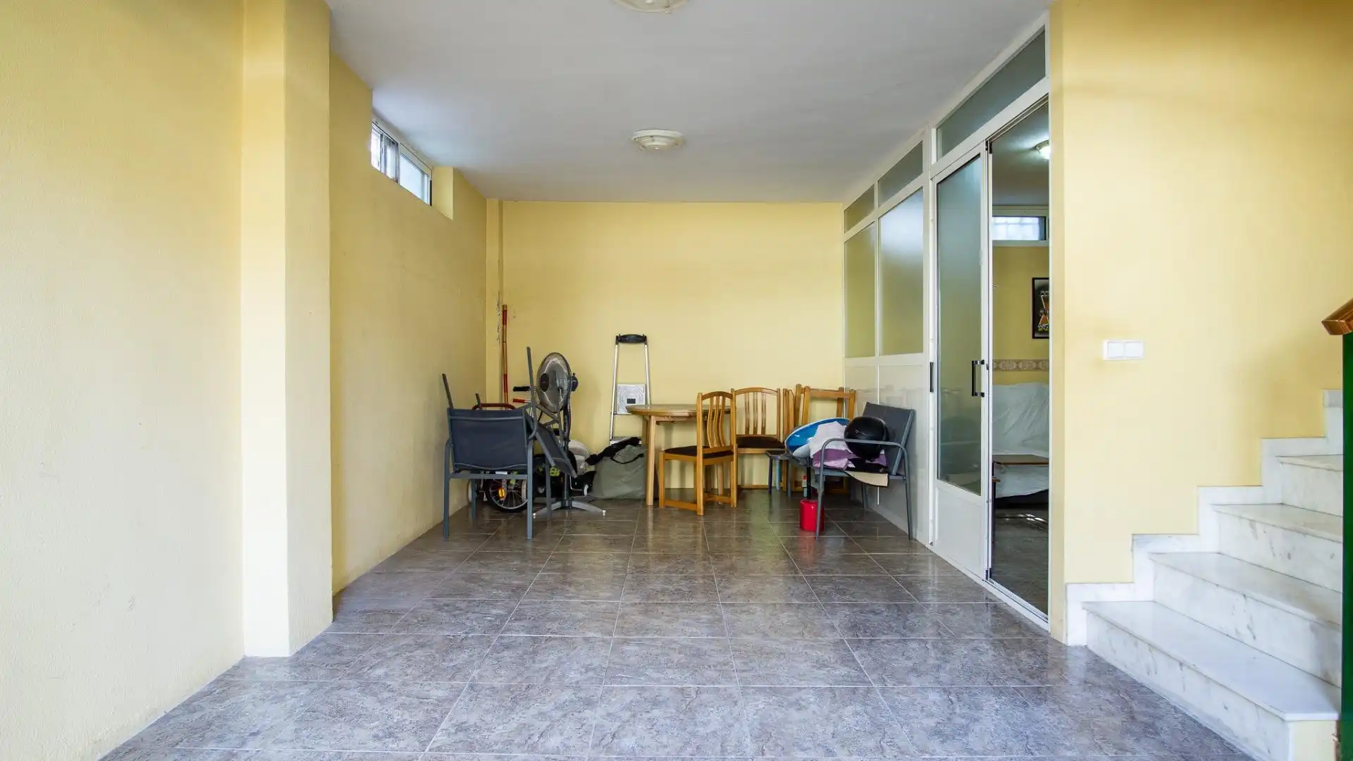 Casa adosada en venta en Petrer, Alicante