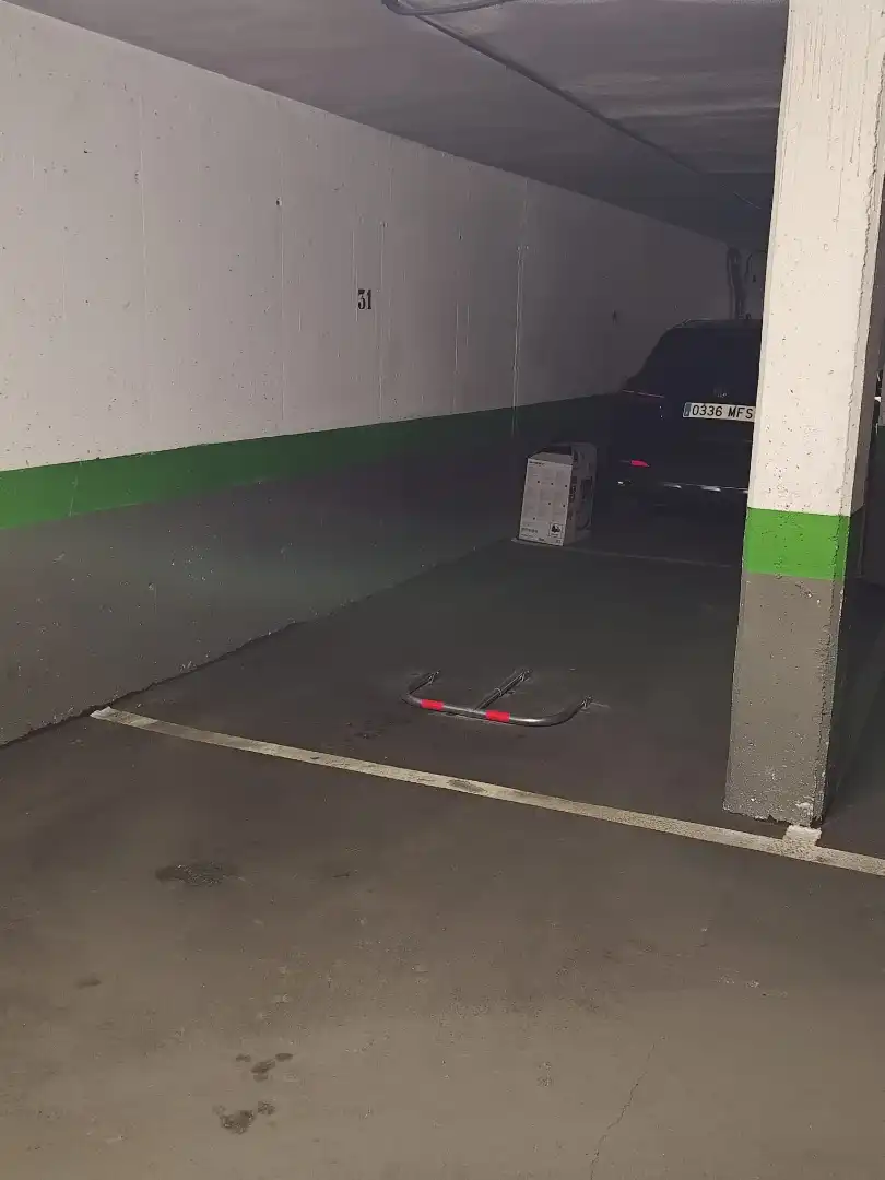 Parking de Apartamento de alquiler en Madrid con Aire acondicionado, Calefacción y Parquet